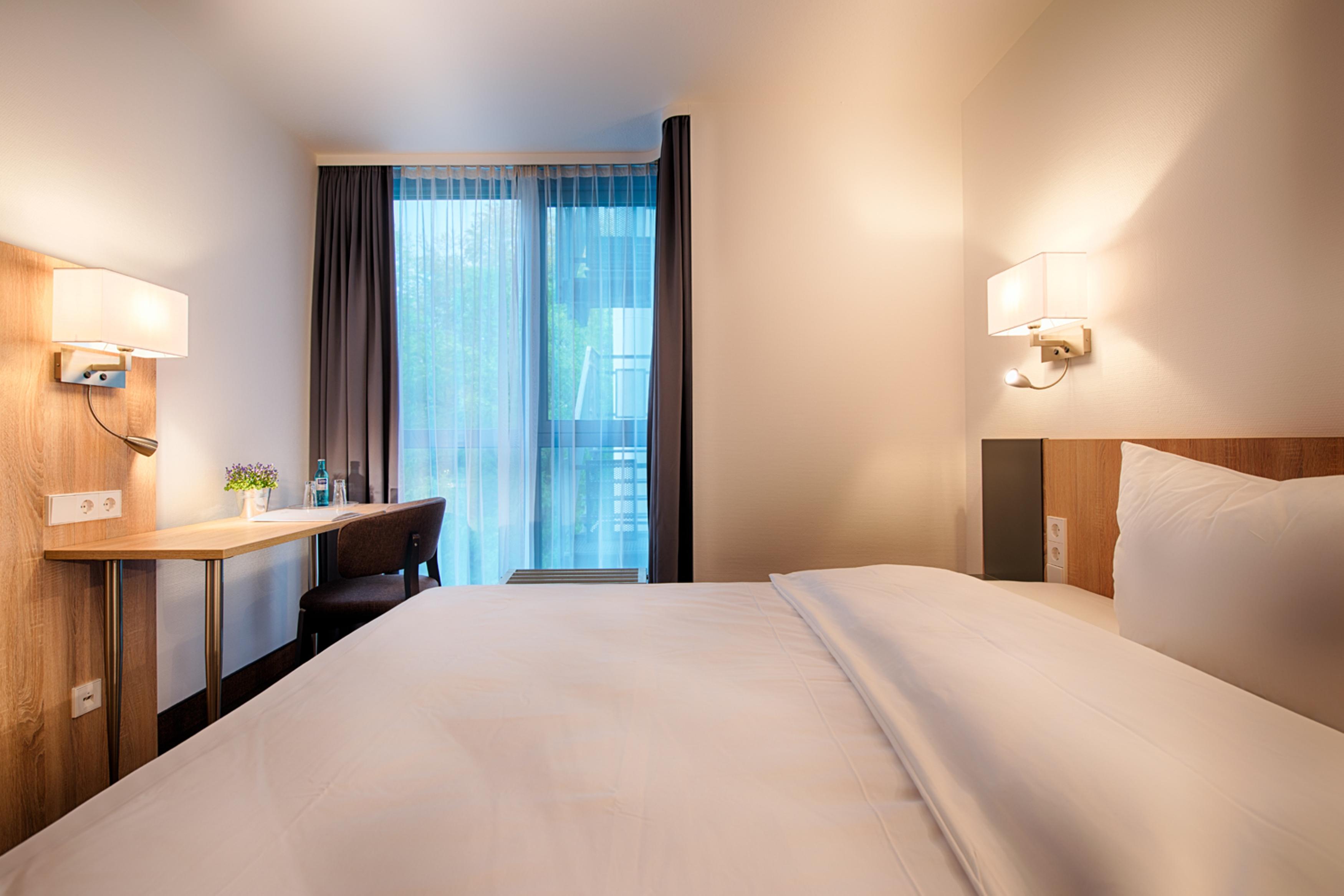 Achat Hotel Stuttgart Airport Messe Ngoại thất bức ảnh
