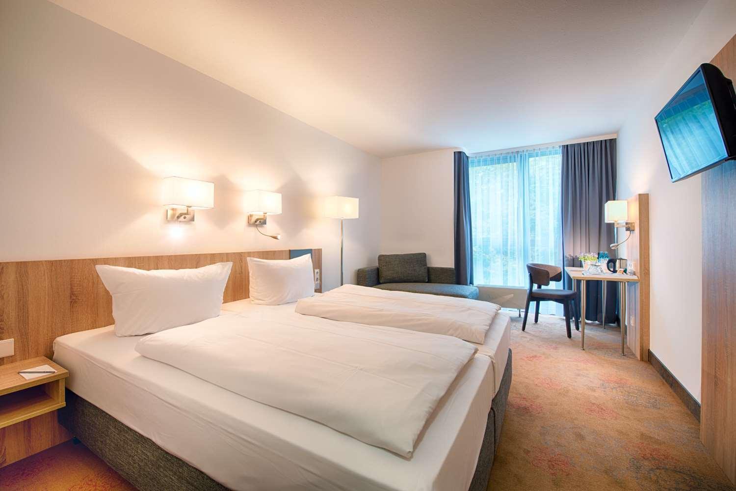Achat Hotel Stuttgart Airport Messe Ngoại thất bức ảnh
