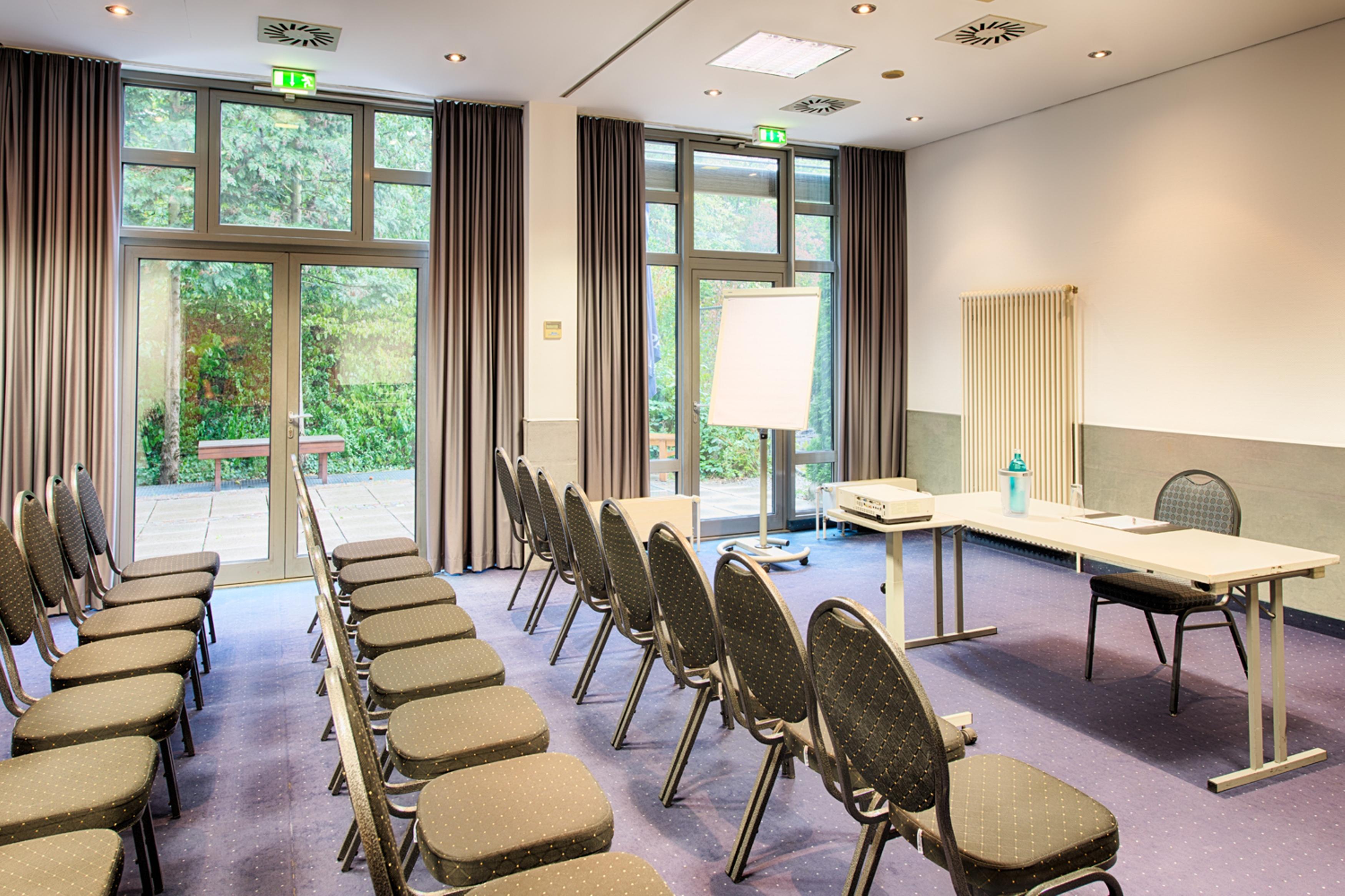 Achat Hotel Stuttgart Airport Messe Ngoại thất bức ảnh