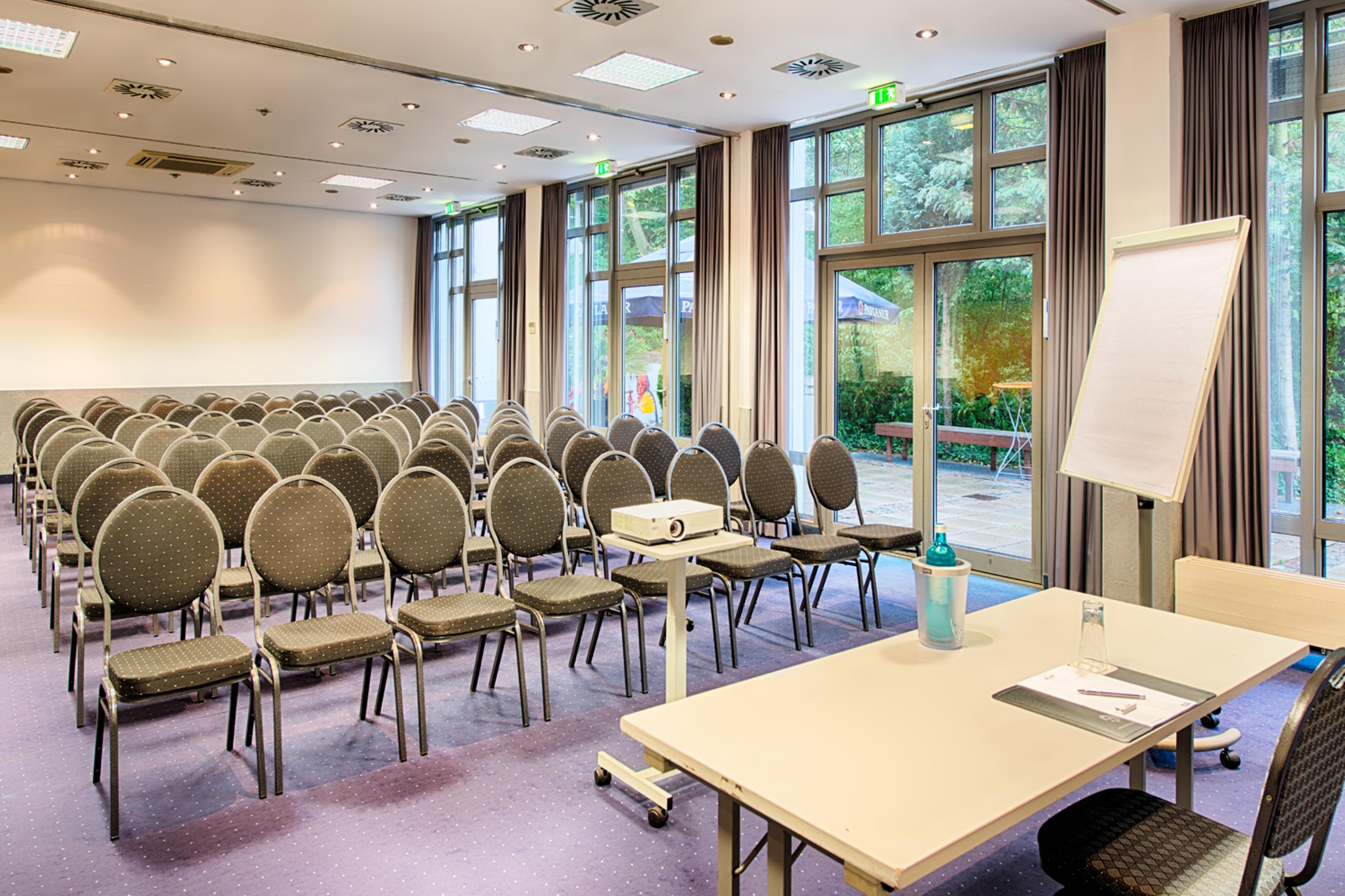 Achat Hotel Stuttgart Airport Messe Ngoại thất bức ảnh