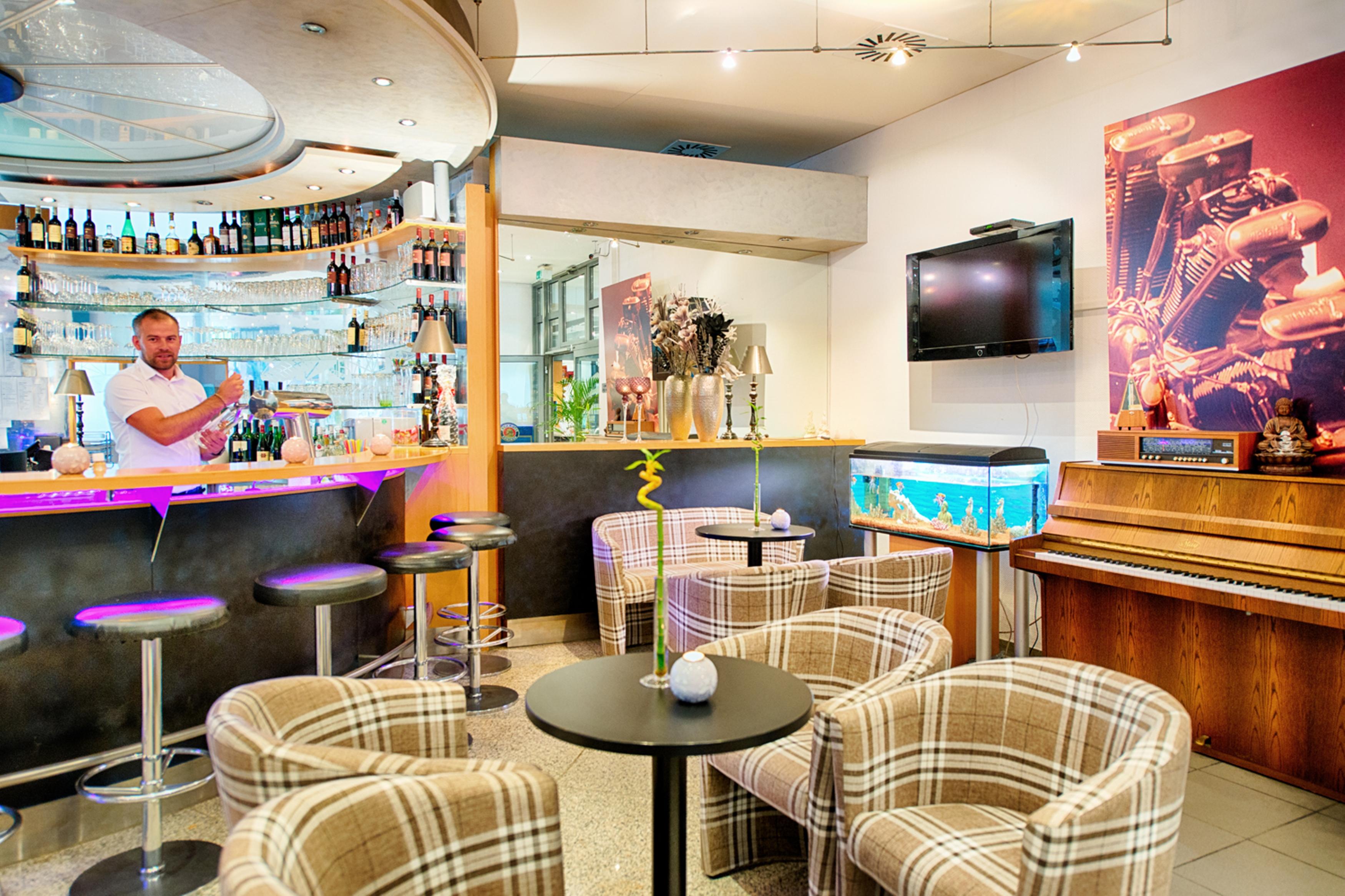 Achat Hotel Stuttgart Airport Messe Ngoại thất bức ảnh