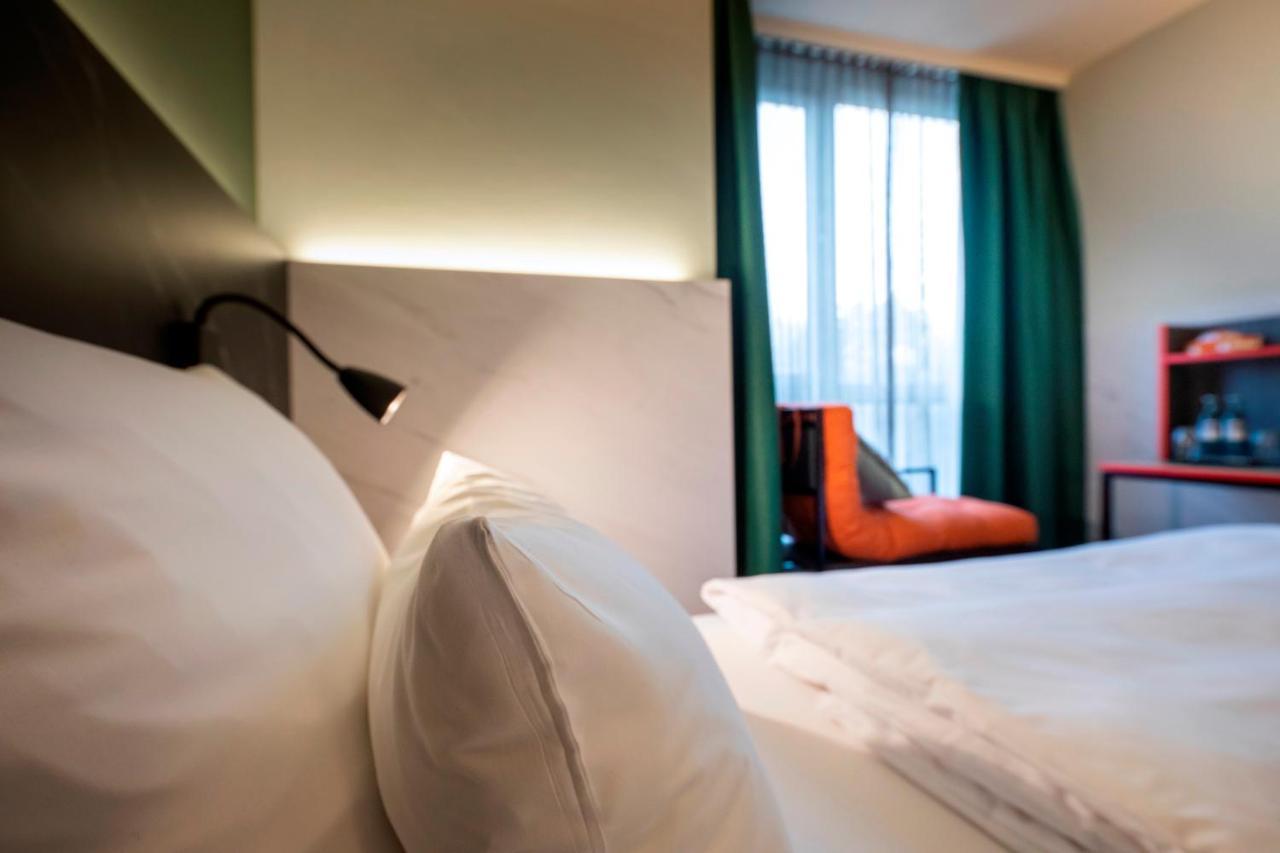 Achat Hotel Stuttgart Airport Messe Ngoại thất bức ảnh